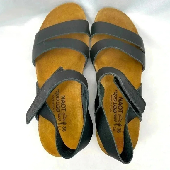 NAOT Women’s Kayla Sandal 36/5.5 Black Leather Hook Loop Closure Strappy - Picture 4 of 10